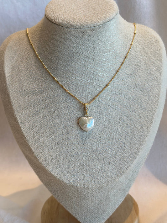 Heart Baroque Pearl Necklace